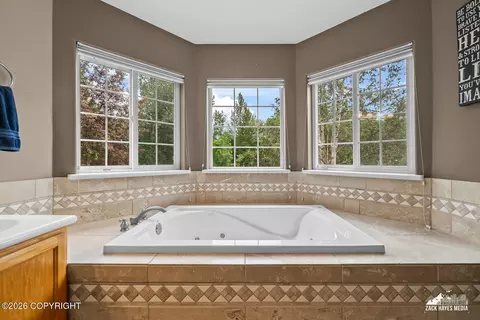Bath - 2233 E Klatt Rd, Anchorage, AK 99516 photo 4 of 7