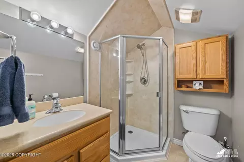 Bath - 2233 E Klatt Rd, Anchorage, AK 99516 photo 7 of 7