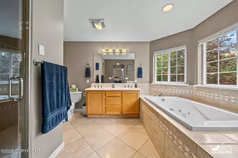 Bath - 2233 E Klatt Rd, Anchorage, AK 99516 photo 2 of 7