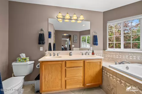 Bath - 2233 E Klatt Rd, Anchorage, AK 99516 photo 3 of 7