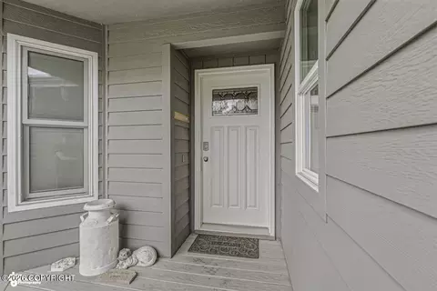 9430 Aphrodite Dr, Anchorage, AK 99515 photo 5