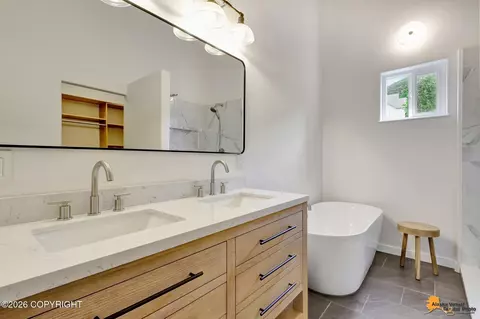 Bath - 8207 Robert Dr, Anchorage, AK 99516 photo 2 of 5