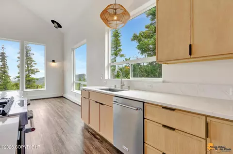 Kitchen - 8207 Robert Dr, Anchorage, AK 99516 photo 5 of 8