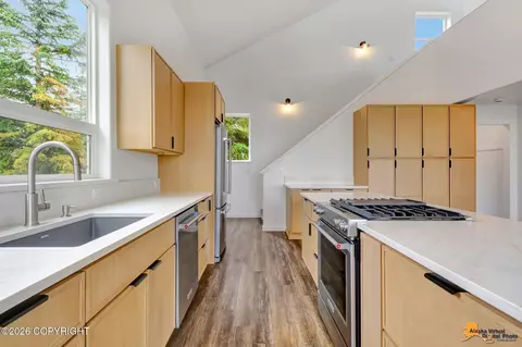 Kitchen - 8207 Robert Dr, Anchorage, AK 99516 photo 4 of 8