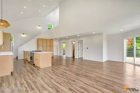 Living - 8207 Robert Dr, Anchorage, AK 99516 photo 2 of 6