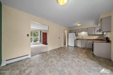 4231 Grape Pl, Anchorage, AK 99508 photo 18