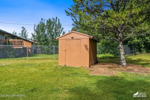 4231 Grape Pl, Anchorage, AK 99508 photo 42