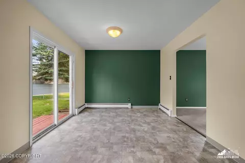 4231 Grape Pl, Anchorage, AK 99508 photo 17