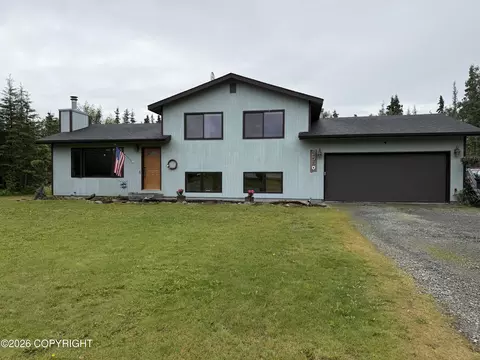 2560 Seine Ct, Kenai, AK 99611