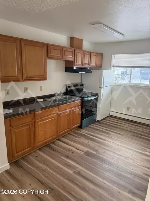 3147 Peterkin Ave, Anchorage, AK 99508 photo 3