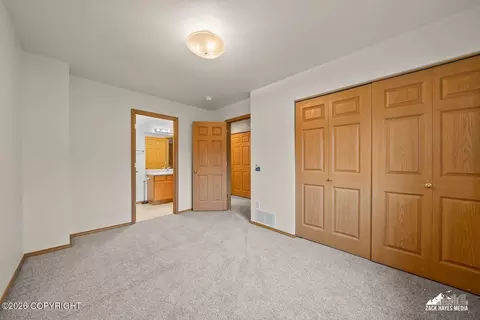 Bedroom - 205 Dailey Ave # 2, Anchorage, AK 99515 photo 2 of 5