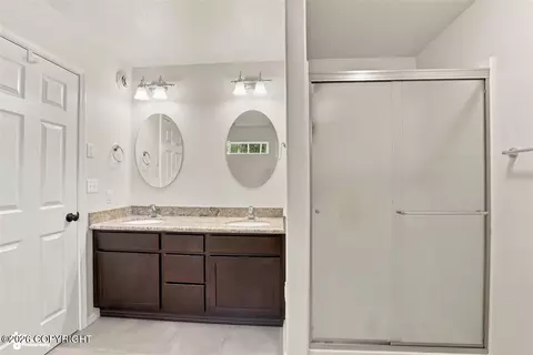 Bath - 17250 Hideaway Ridge Dr, Eagle River, AK 99577 photo 7 of 7