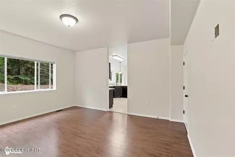 Living - 17250 Hideaway Ridge Dr, Eagle River, AK 99577 photo 7 of 11