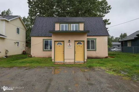 1034 S Cobb St, Palmer, AK 99645