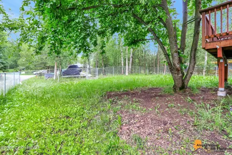 Exterior - 10306 Lee St, Eagle River, AK 99577 photo 8 of 13