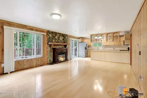 Living - 10306 Lee St, Eagle River, AK 99577 photo 3 of 4