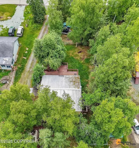 View/Area - 10306 Lee St, Eagle River, AK 99577 photo 2 of 11