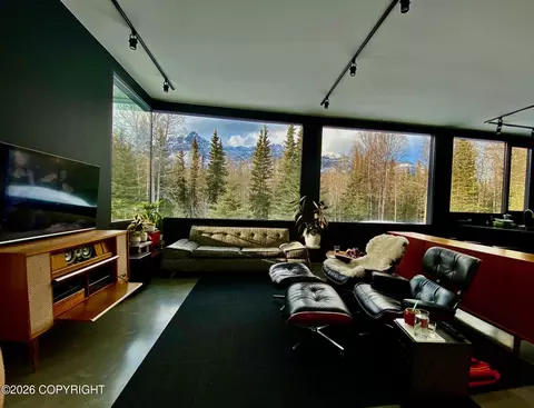 Living - 19970 E Chickaloon Rd, Chickaloon, AK 99674 photo 12 of 13