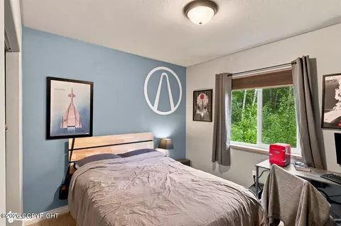 Bedroom - 5850 E Summit Cir, Wasilla, AK 99654 photo 5 of 5
