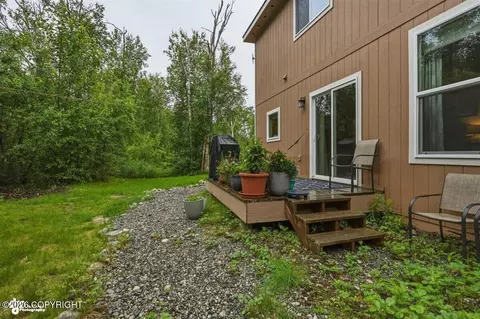 Exterior - 5850 E Summit Cir, Wasilla, AK 99654 photo 6 of 9