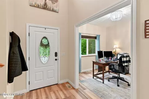 Entry Way - 5850 E Summit Cir, Wasilla, AK 99654 photo 6 of 6