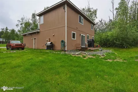 Exterior - 5850 E Summit Cir, Wasilla, AK 99654 photo 8 of 9