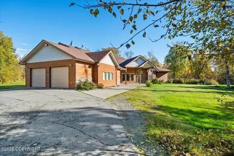 3684 N Puffin Cir, Palmer, AK 99645