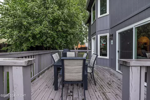 Exterior - 290 Peppertree Loop, Anchorage, AK 99504 photo 4 of 5
