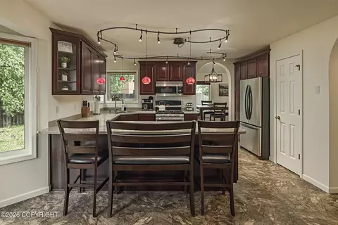 Kitchen - 290 Peppertree Loop, Anchorage, AK 99504 photo 3 of 5