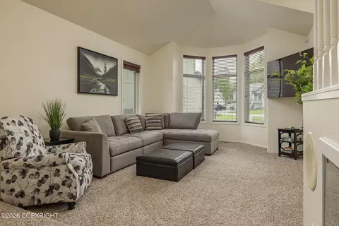 Living - 290 Peppertree Loop, Anchorage, AK 99504 photo 4 of 7