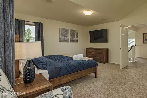 Bedroom - 290 Peppertree Loop, Anchorage, AK 99504 photo 6 of 12
