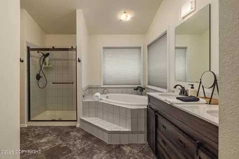 Bath - 290 Peppertree Loop, Anchorage, AK 99504 photo 4 of 6