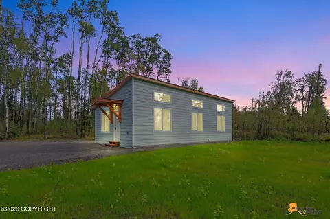 L2 S Salmon Ally Street, Talkeetna, AK 99676
