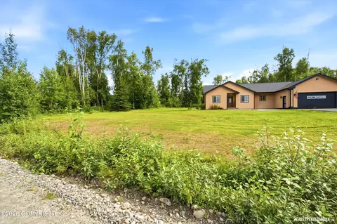 4613 N Gold Mint Dr, Wasilla, AK 99654