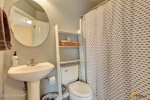 Bath - 20560 Icefall Dr, Eagle River, AK 99577 photo 2 of 3