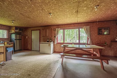 Dining - Asls 85-220, Remote, AK 99000 photo 3 of 3
