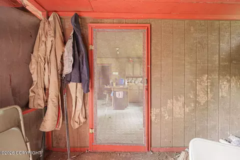Entry Way - Asls 85-220, Remote, AK 99000 photo 3 of 3