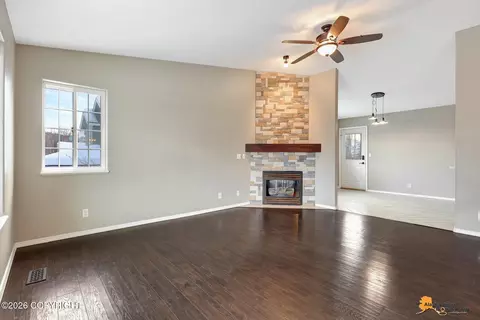 Living - 16540 Theodore Dr, Eagle River, AK 99577 photo 2 of 9