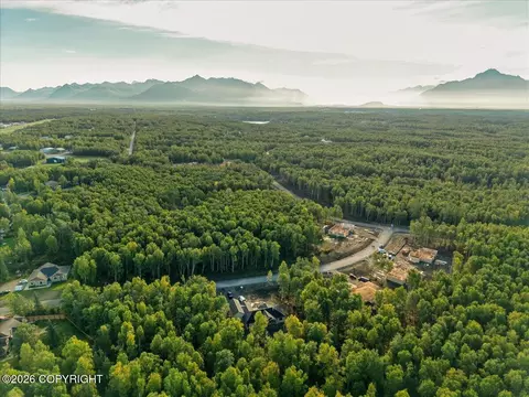 L10 B2 E Barry Circle, Wasilla, AK 99645