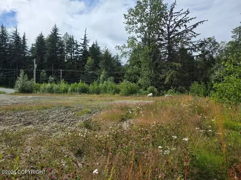 9 Third Ave, Haines, AK 99827