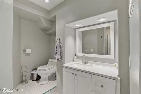 Bath - 10209 Colville St, Eagle River, AK 99577 photo 4 of 4