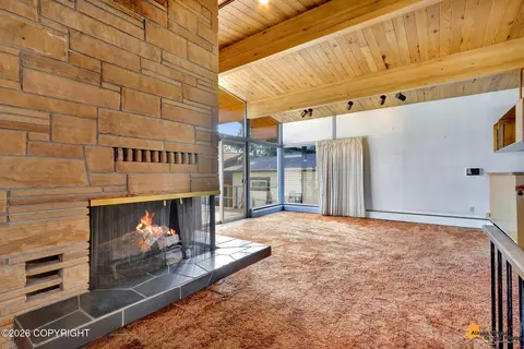Living - 1306 E 26th Ave, Anchorage, AK 99508 photo 6 of 7