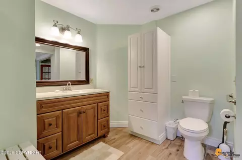Bath - 14526 Waterfront Ln, Eagle River, AK 99577 photo 3 of 9