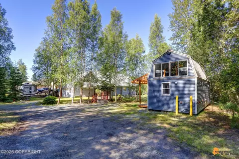 Exterior - 14526 Waterfront Ln, Eagle River, AK 99577 photo 4 of 13