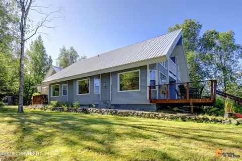 Exterior - 14526 Waterfront Ln, Eagle River, AK 99577 photo 12 of 13