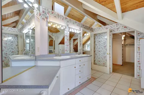 Bath - 14526 Waterfront Ln, Eagle River, AK 99577 photo 6 of 9