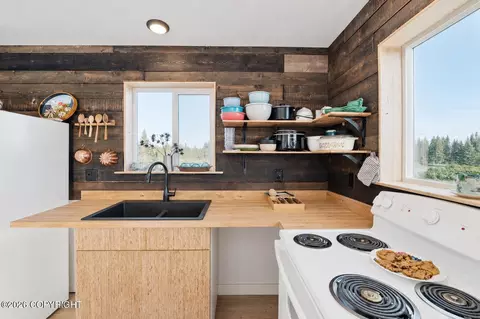 Kitchen - 68600 Tim Ave, Ninilchik, AK 99639 photo 4 of 6