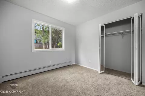Bedroom - 5018 E 43rd Ave # 2, Anchorage, AK 99508 photo 4 of 7