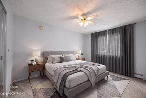 Bedroom - 5018 E 43rd Ave # 2, Anchorage, AK 99508 photo 5 of 7