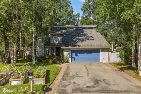 2830 Katalla Cir, Anchorage, AK 99517
